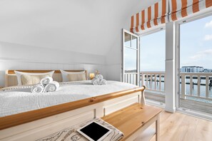 2 makuuhuonetta, silitysrauta/-lauta, ilmainen Wi-Fi