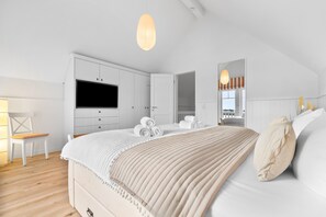 2 Schlafzimmer, Bügeleisen/Bügelbrett, kostenloses WLAN