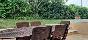Outdoor dining - Country house in the heart of Périgord Noir in Rouffignac  (Rouffignac-Saint-Cernin-de-Reilhac)