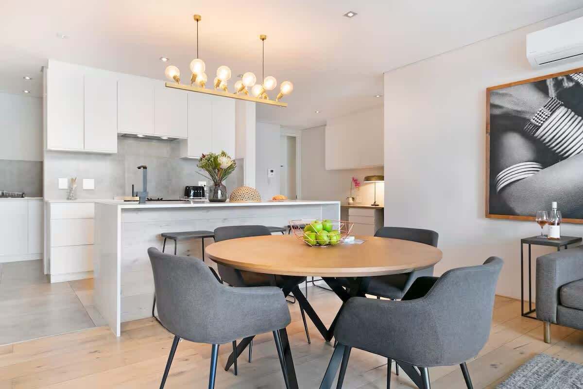 Apartment, Multiple Beds, Patio, Ocean View (Luxury Apartment ) | Dining