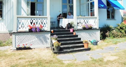 Wallin House