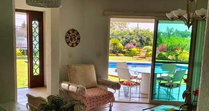 House from Saturday to Sunday with heated pool