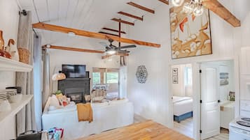 2 多间卧室、WiFi、床单