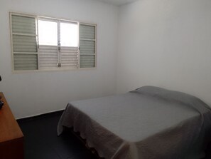 2 chambres, Wi-Fi, draps fournis