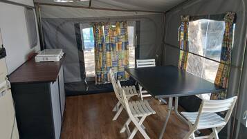 Shared Dormitory, 1 Bedroom, Smoking, Patio | Dining room