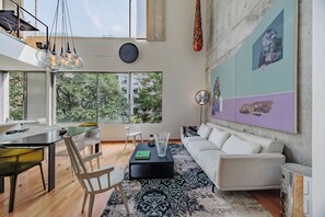 Living area - Luxury apartment in Medellín (Medellín)