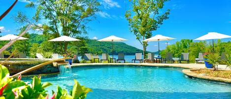 Piscine extérieure, piscine chauffée