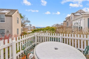 Outdoor dining - Maushop, 3 Brant Rock-2 bedrooms, 1.5 Baths, A/C, Patios and more (Mashpee)