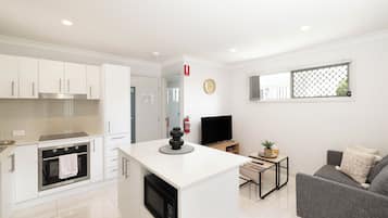 Deluxe Apartment | Living area
