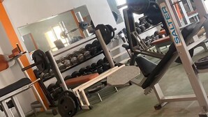 Gym - TOURACO SUITE HOTEL BUSINESS (Mbour)