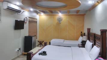 Dobbeltrom – deluxe, fjellutsikt | Lydisolert, strykejern/-brett og wi-fi (inkludert)