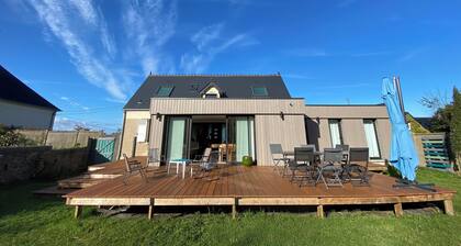 Maison de famille tout confort. 6-8personnes avec vue sur mer exceptionnelle