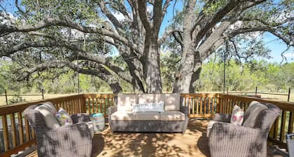 Unwind at Black Creek Casita!