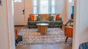 Smart TV, fireplace, offices