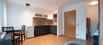 Modern apartment with Netflix access