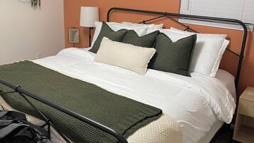 3 Schlafzimmer, Bügeleisen/Bügelbrett, WLAN, Bettwäsche