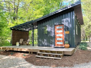 Terrace/patio - The Patsy at High Bank – Cozy Elk Riverfront Tiny Cabin in Scenic Noel, MO (Noel)