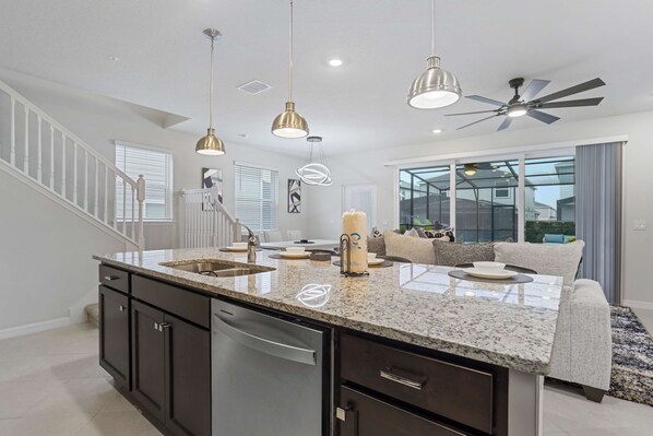 5 bedrooms - Brand New 5 bed Villa in Windsor Cay (Clermont)