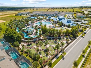 Villa | 5 bedrooms - Free Pool Heat if you Stay in the Month of November (Davenport)