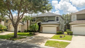 อพาร์ทเมนท์ | 6 ห้องนอน