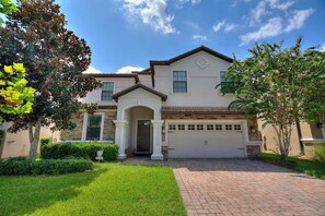 하우스 | 8 개의 침실