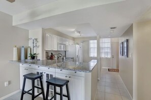 Microwave, oven, stovetop, dishwasher - Beachfront condo in paradise! ~ South Seas Club ~
(Marco Island)