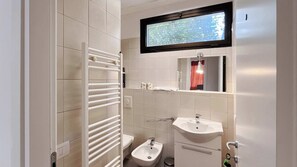 Shower - Room Perseo - Affitti Brevi Italia (Lecco)
