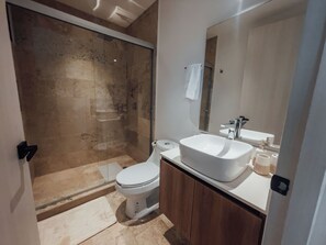 Deluxe Apartment, Balcony, City View | Bathroom - Modern Loft in Tulum with 1 Bedroom (Tulum)