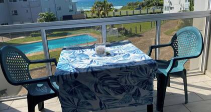 Uvongo Chalet 11 Room 289