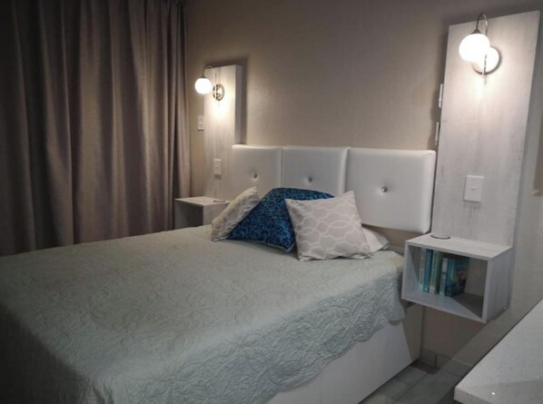 1 bedroom, iron/ironing board, bed sheets