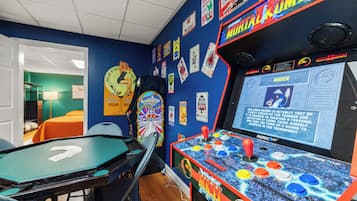 Spielezimmer