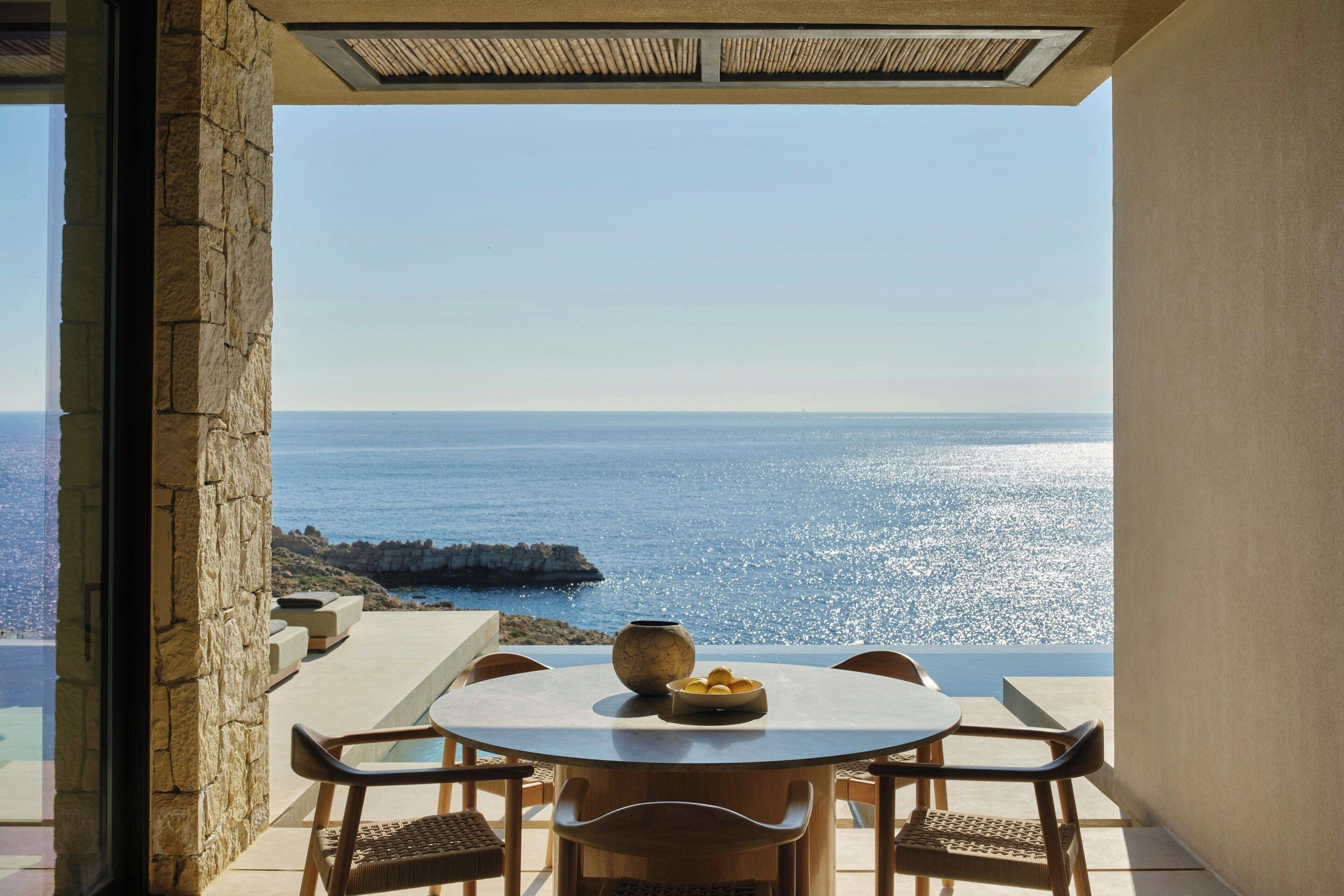 2-Level Villa, Sea View, Private Pool, Terrace | Servizio della struttura