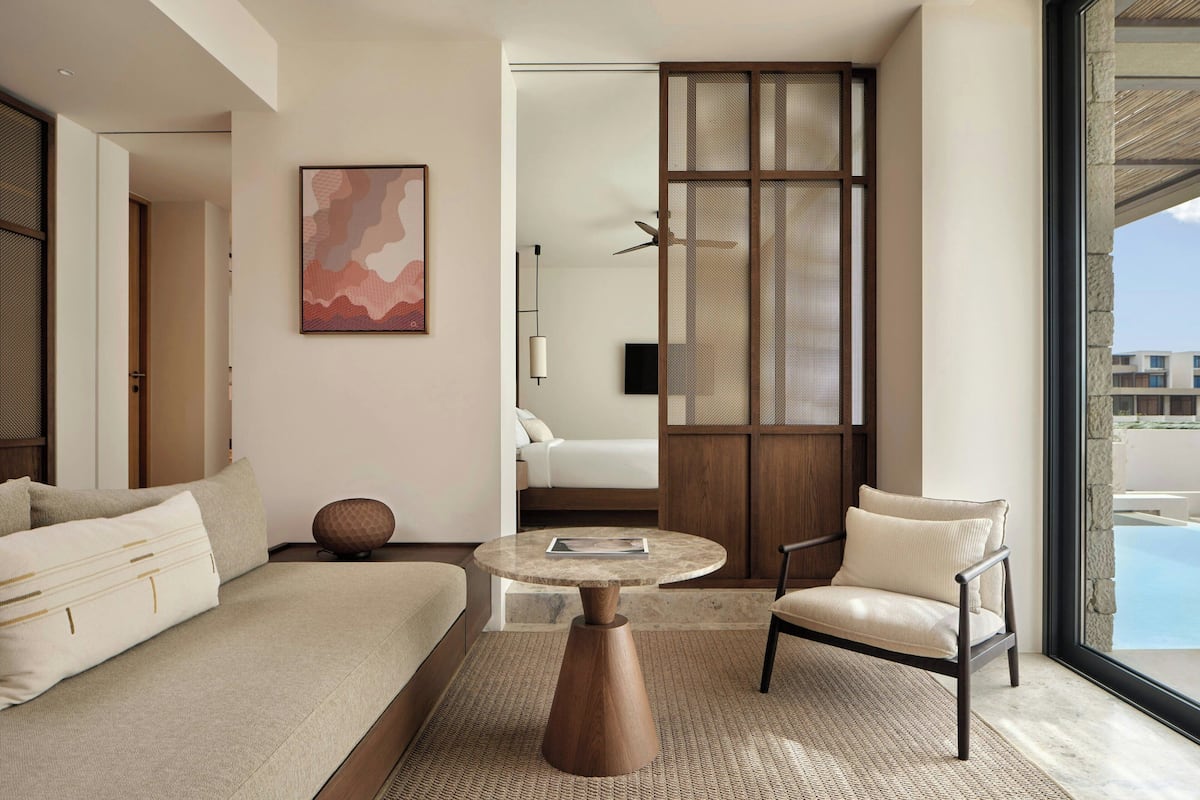 Executive Suite, 1 King Bed with Sofa bed, Non Smoking, Sea View (Private Pool) | Minibar, in-room safe, desk, blackout curtains