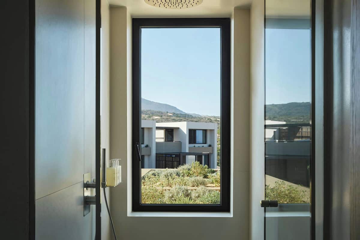 2-Level Villa, Sea View, Private Pool, Terrace | Bathroom | Eco-friendly toiletries, hair dryer, bathrobes, slippers