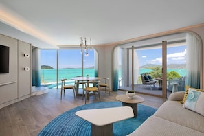 Duplex, 2 Bedrooms, Balcony | Minibar, in-room safe, desk, soundproofing