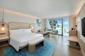 Oceanfront Pool Access, 1 King Bed | Minibar, in-room safe, desk, soundproofing