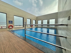 Indoor pool - Four Points by Sheraton Chennai, Velachery (Chennai)