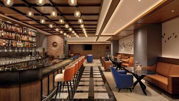 Serves dinner and happy hour