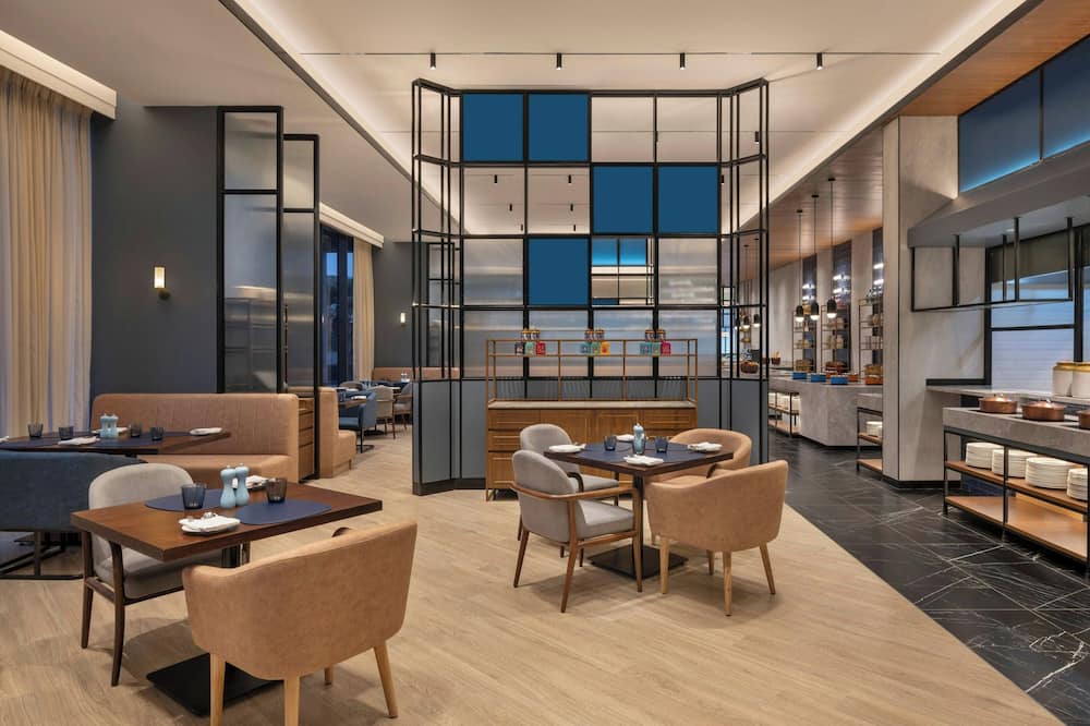 Four Points by Sheraton Chennai, Velachery
