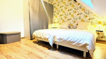 2 bedrooms, WiFi, bed sheets