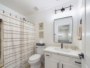 Hair dryer, towels, toilet paper - WOWZZZA! Remodeled 2025, SW YARD, Heated Pool Home, 5 STARS ABOVE THE REST!! (San Tan Valley)