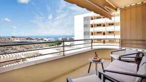Property grounds - Captivating 1-bed Apartment in Adeje (Adeje)