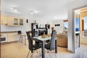 Dining - Captivating 1-bed Apartment in Adeje (Adeje)