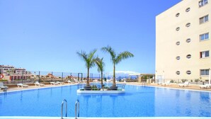 Pool - Lovely 2-bed Apartment in Playa Paraiso (Adeje)