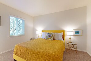 1 sovrum, strykjärn/strykbräda, internet och sängkläder