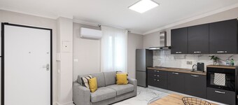 Elegant tourist accommodation facing metro C