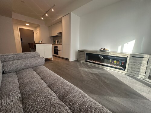 Brand New 1+1 Condo at Mississauga