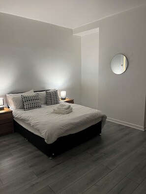 Kahden hengen comfort-huone, kaupunkinäköala | Ilmainen Wi-Fi