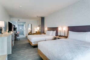 Cortinas blackout, tabla de planchar con plancha y wifi gratis