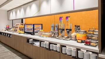Tägliches inbegriffenes Frühstücksbuffet